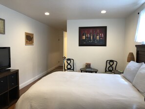 1 habitación, escritorio, tabla de planchar con plancha y wifi gratis 