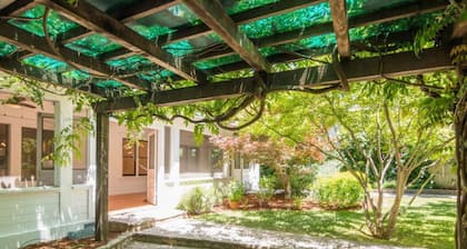 Wine Country Harvest Hideaway