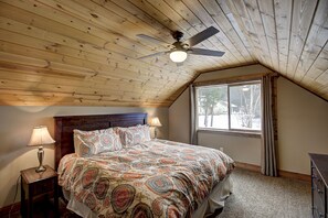 3 bedrooms, iron/ironing board, free WiFi, bed sheets - Lower Summer Rates NOW!!! (Columbia Falls)