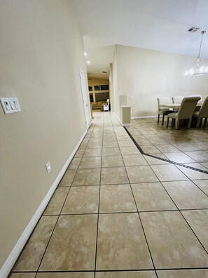 Interior - Private heated Pool and Spa! 4 bdrm, 2 bath beautiful and spacious house! (El Mirage)