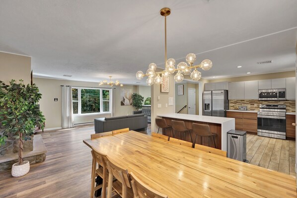 Interior - LAKEFRONT with Hot Tub by Kalahari, Camelback & Casino! (Pocono Summit)