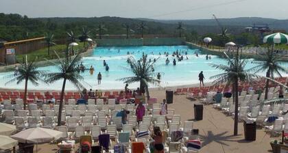 Ultimate 4 Season Family Getaway on Camelback Mntn - Sleep options for 14 - WiFi