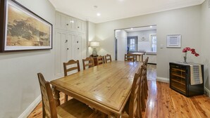 Unclassified image, 4 of 27, button - Woodford of Leura Family home (Leura)