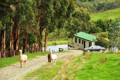 Secluded one bedroom spa cottage