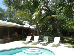 Outdoor pool, a heated pool