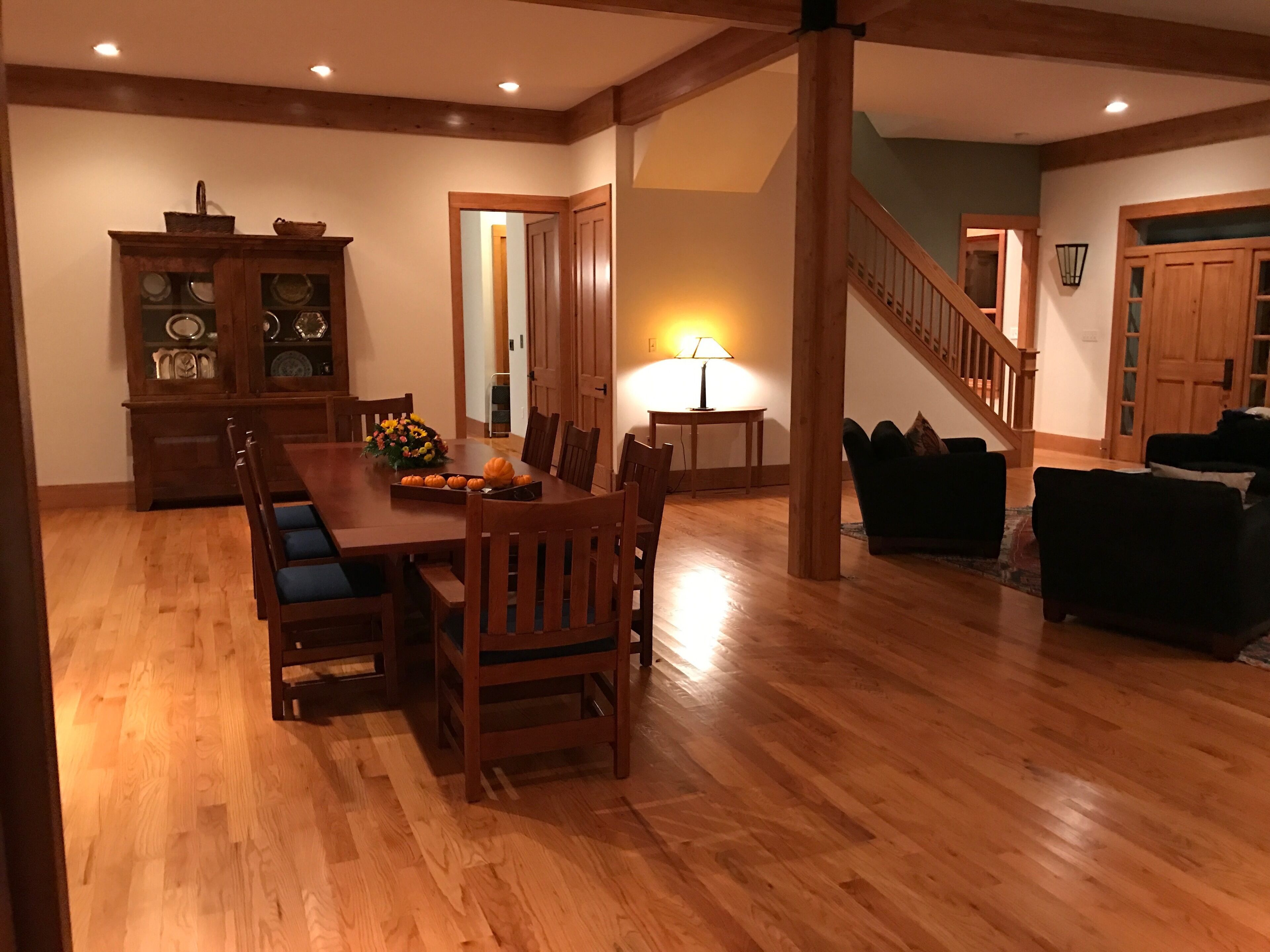 Spacious Luxury 6 BR Home, Sleeps 15, Private Pool, In Nature, Convenient to DC