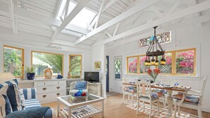 Living area - Seaside Cottage - Romantic Haven by the Beach (Montecito)
