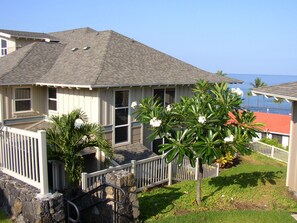 Exterior - Luxury Alii Cove Ocean View Townhome In Kailua Kona (Kailua Kona)