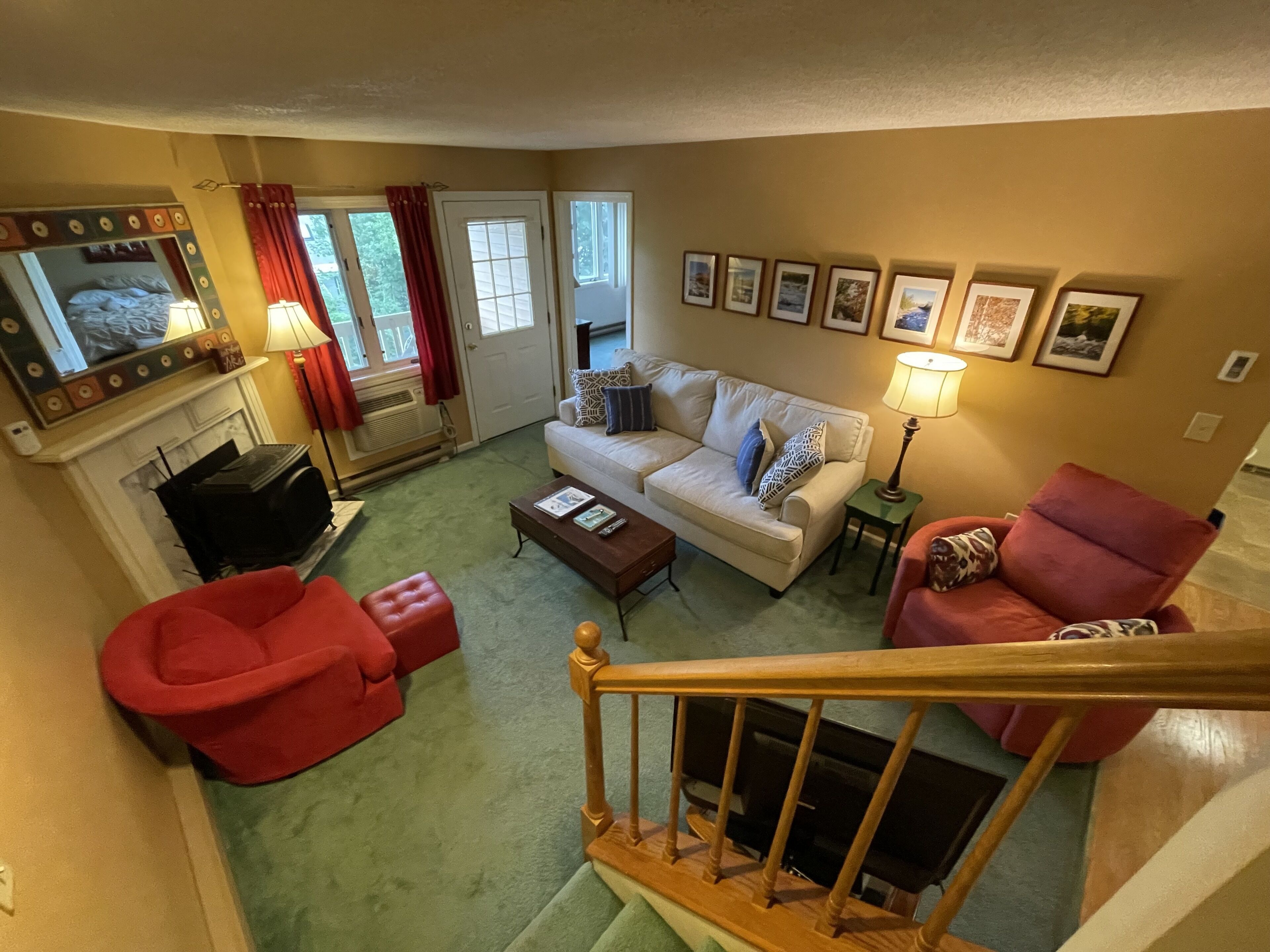 Nordic Inn 2-flr condo: Free in-unit WiFi, near Loon Mtn, Lincoln, NH