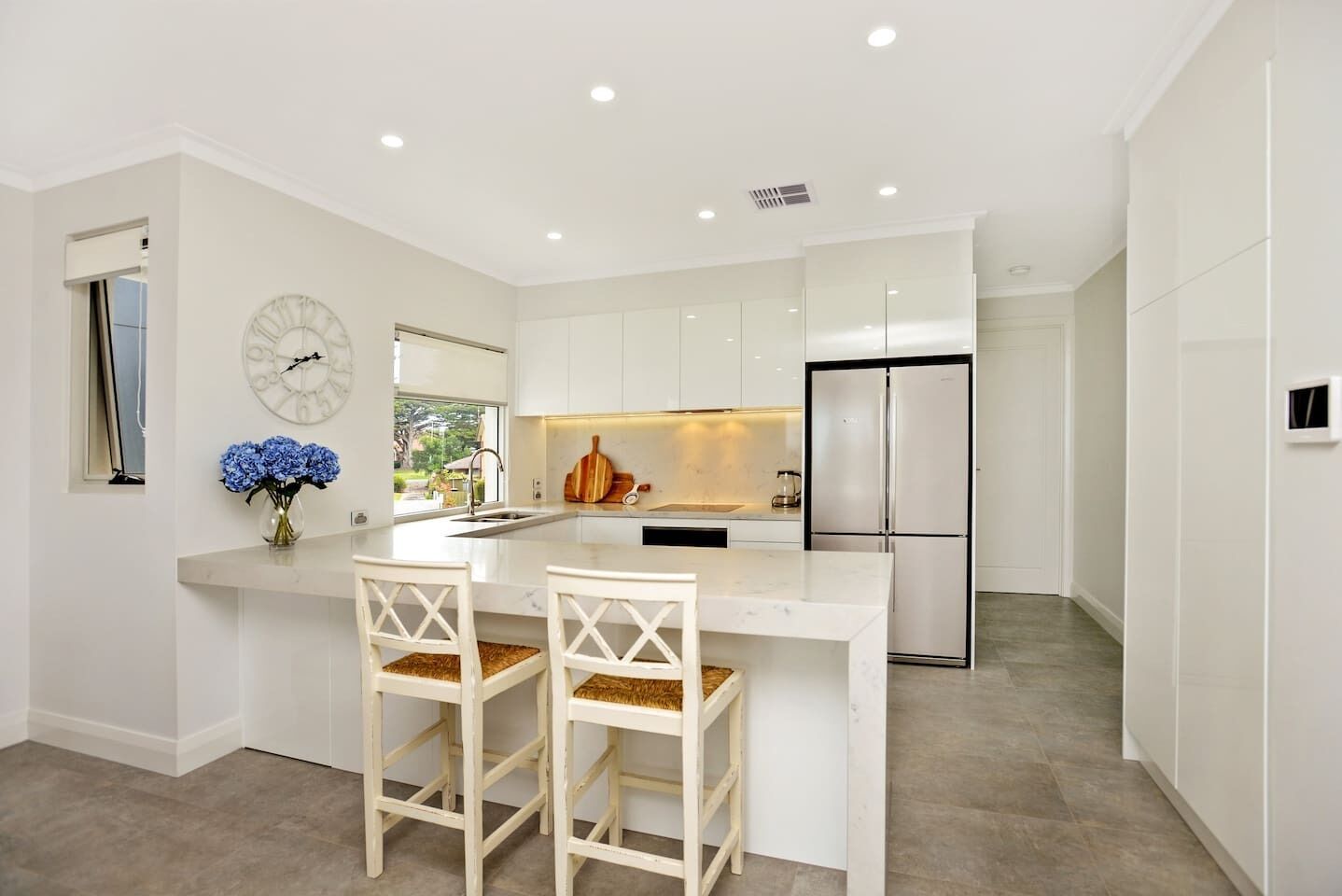 Basham Parade -28A Basham Pde-Wi-Fi-Linen Supplied — image 20