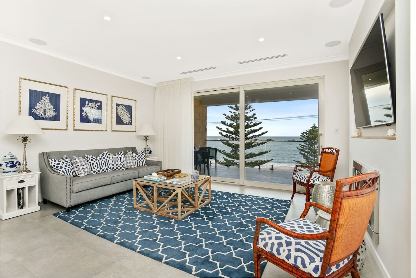 Basham Parade -28A Basham Pde-Wi-Fi-Linen Supplied — image 11