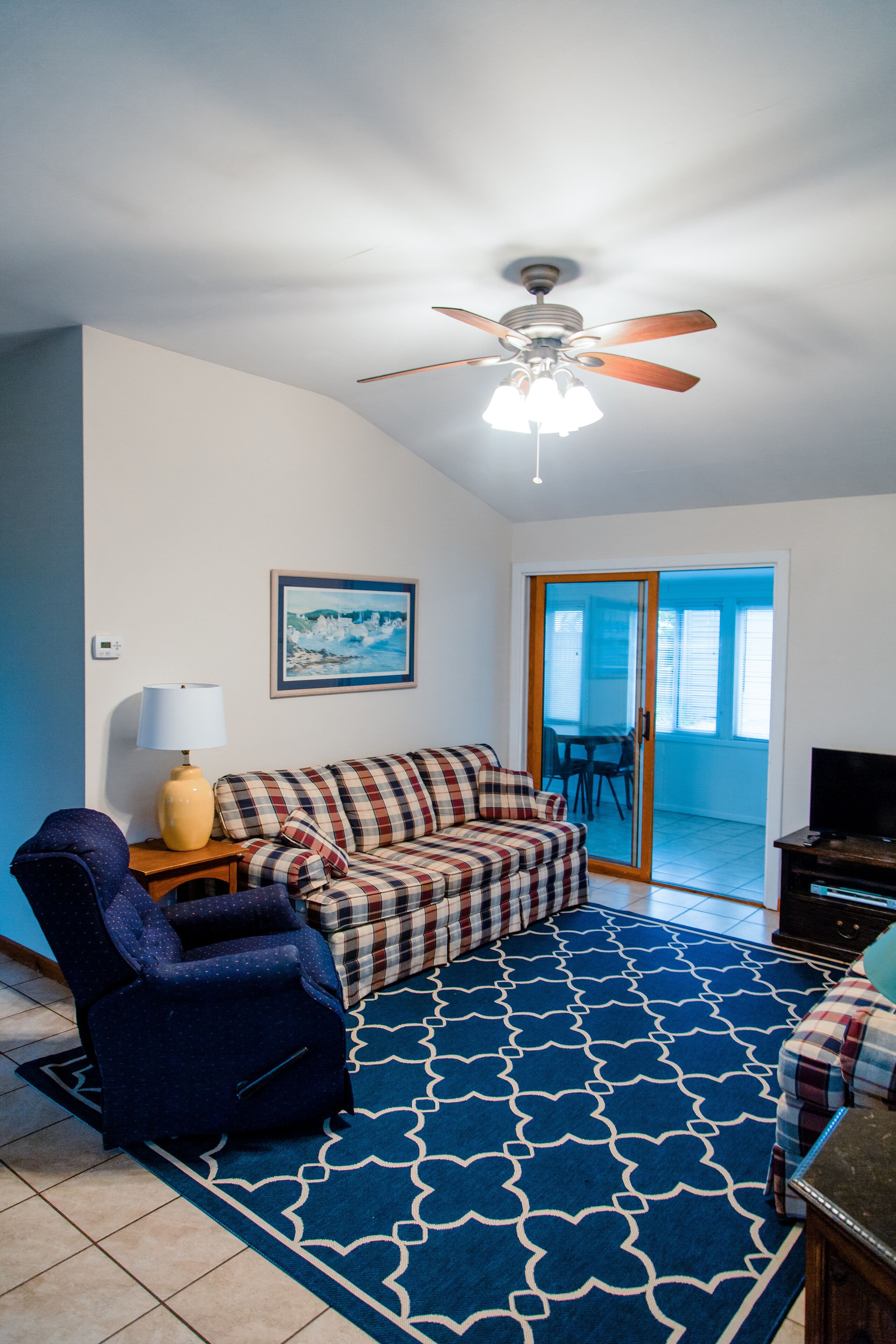 Affordable house on Lk Michigan in Downtown Frankfort!