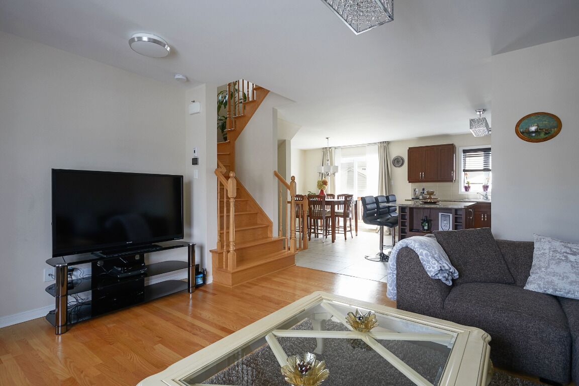 Cozy house in Montreal West |  Fully equipped | Large groups | Close to airport