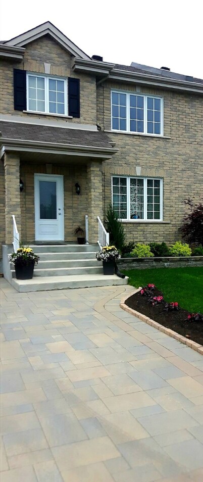 Cozy house in Montreal West |  Fully equipped | Large groups | Close to airport