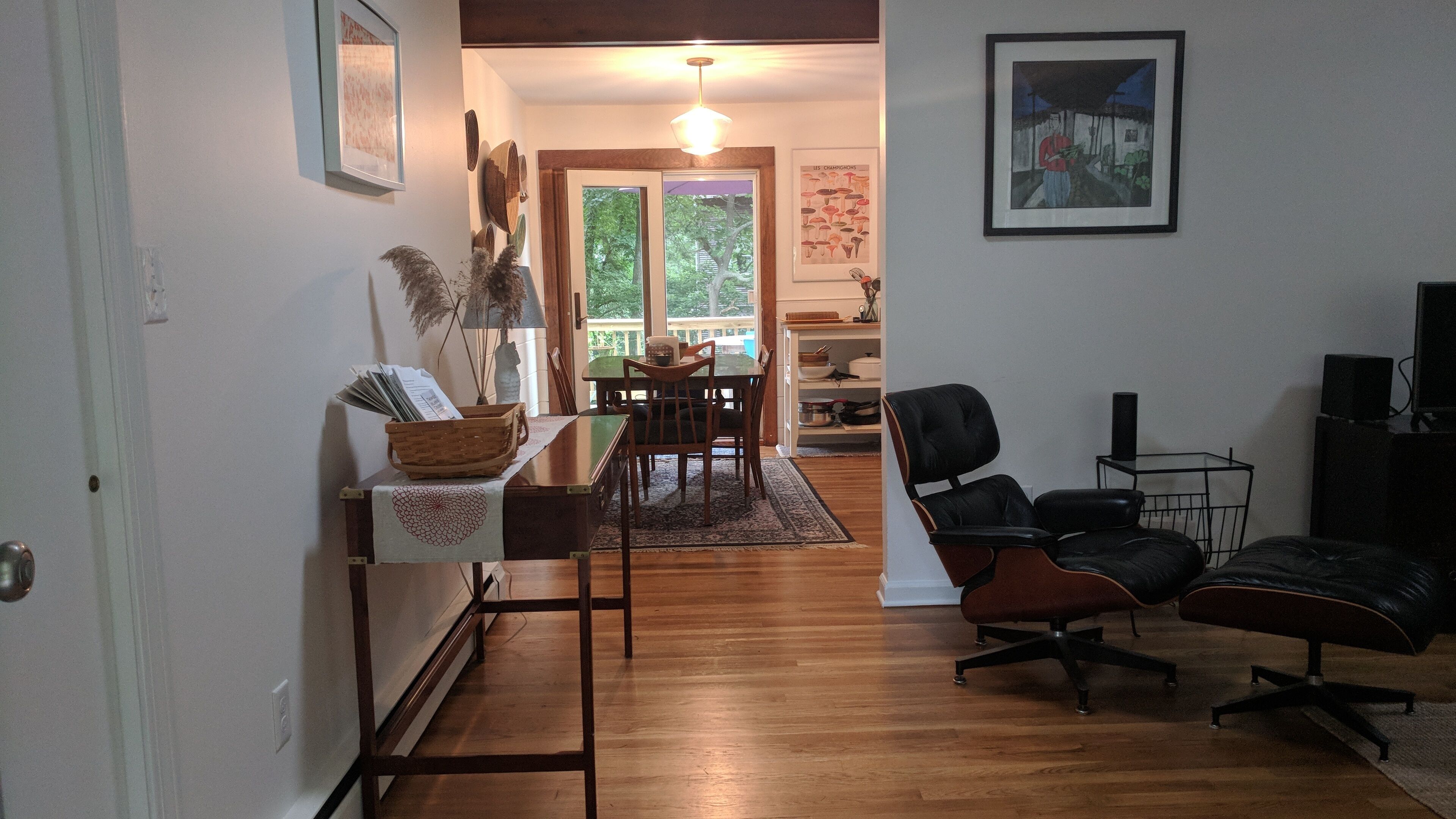 Guilford Shoreline Cottage; Birder's Paradise