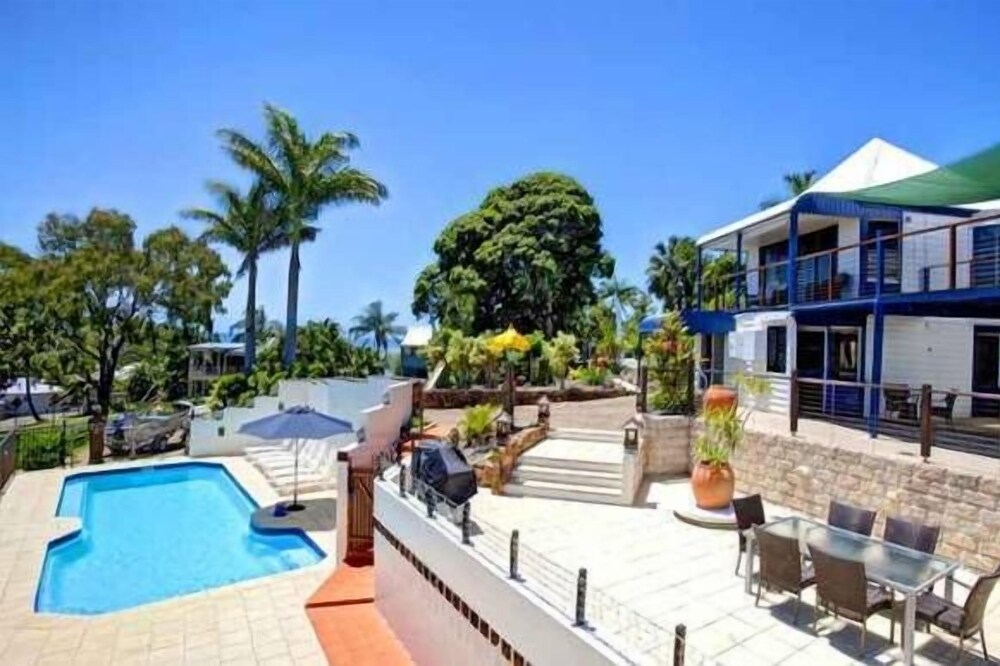1770 Sovereign Lodge Resort