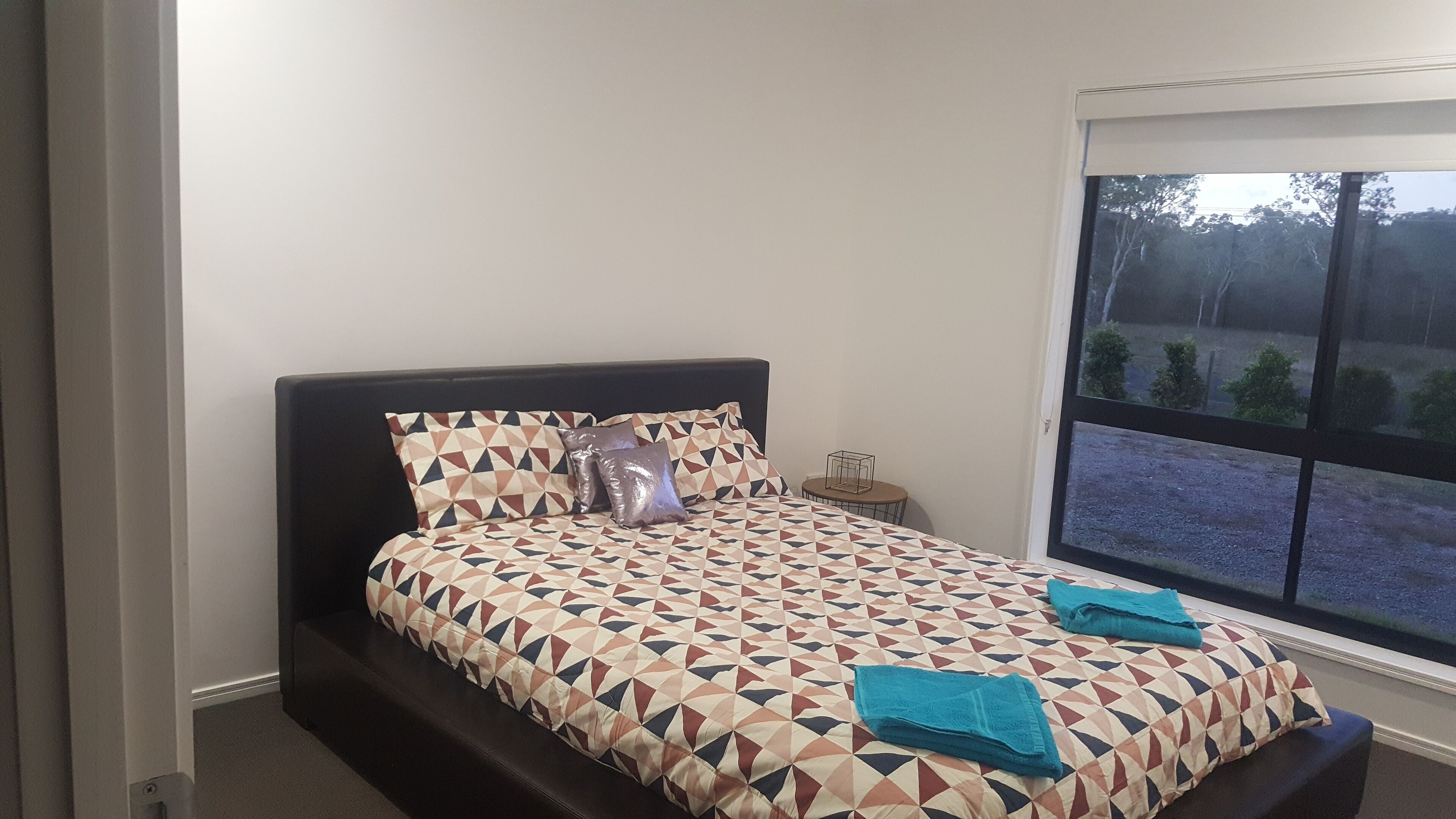 Massive Family Home on acreage, Sleeps 15 !!!