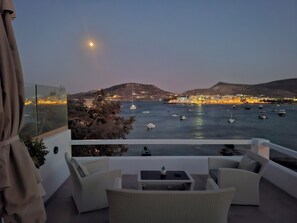 Property grounds - Exceptional Residence 80m2,overhelming view to sunrise and direct access to sea (MILOS)