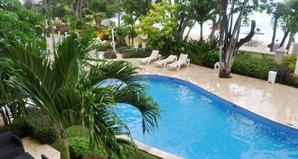 105 Sapphire Beach Condo (2Bedroom/2Bathroom) On The Dover Beach, Barbados.