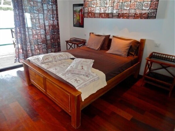 2 Schlafzimmer, Zimmersafe, Bügeleisen/Bügelbrett, WLAN