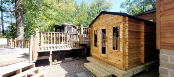 Aislado North Woods escapada con 2 vistas al lago