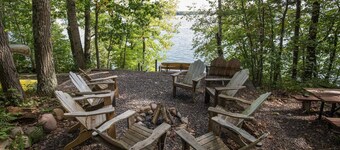 Tilbaketrukket North Woods Getaway med 2 Lake Views