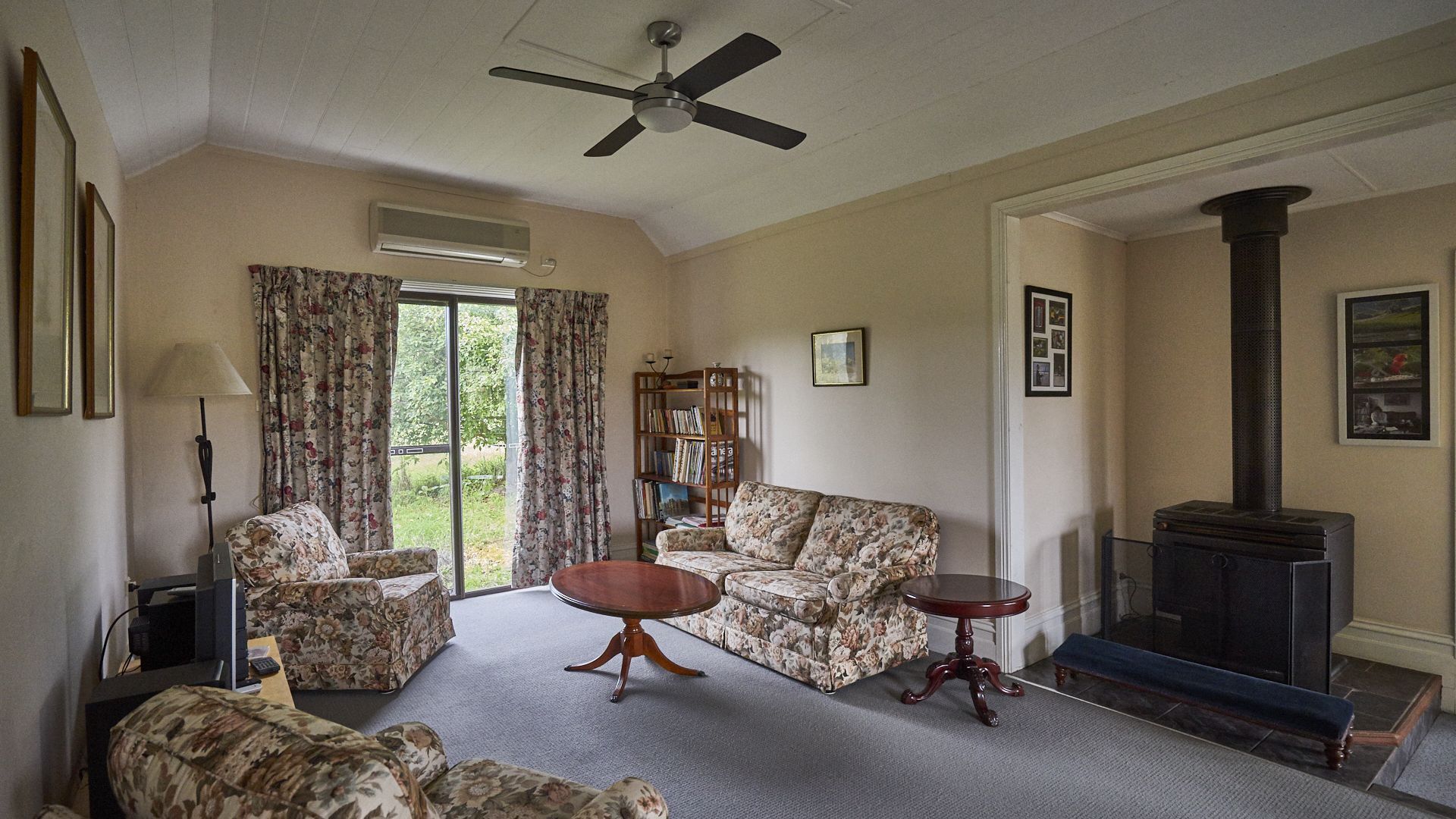 Rose Cottage - a rural retreat on a mixed farm