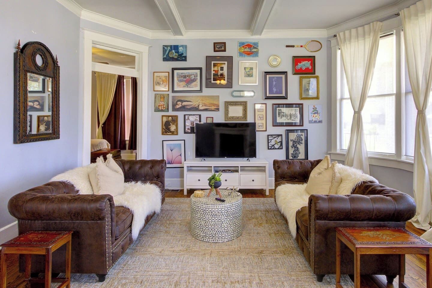 智能电视、壁炉、Netflix、流媒体服务