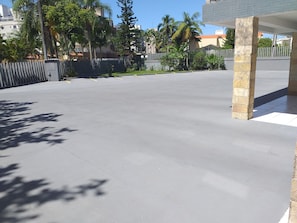 Property grounds - Great apartment for 8 people, two blocks from Praia Brava - Caioba (Matinhos)