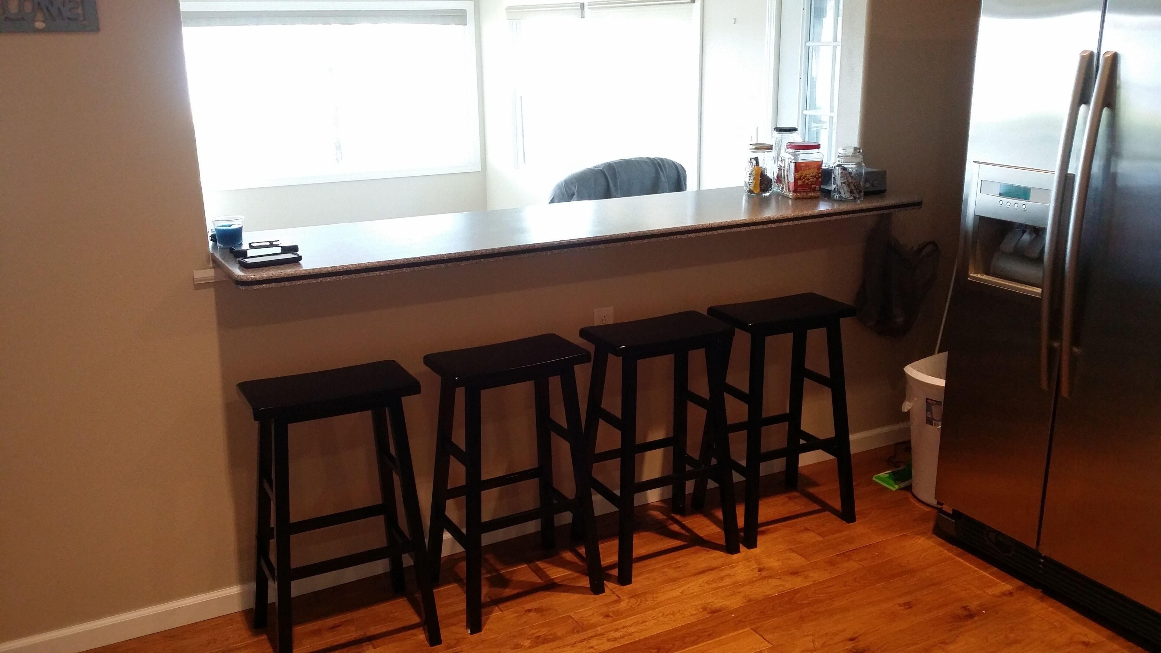 Lakeside Cottage With Pier, Great For Family, Swimming, Fishing, Close To Dell's