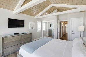 5 bedrooms, iron/ironing board, free WiFi, bed sheets