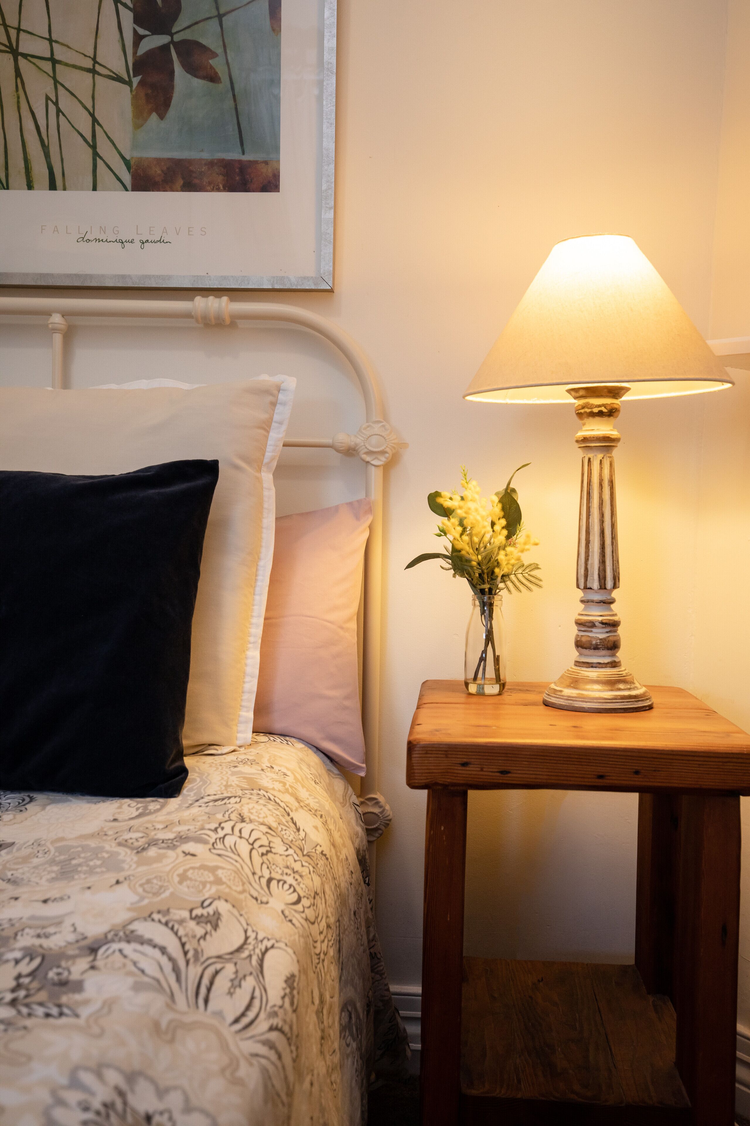 Lawson Farm Cottage - Charming farm stay