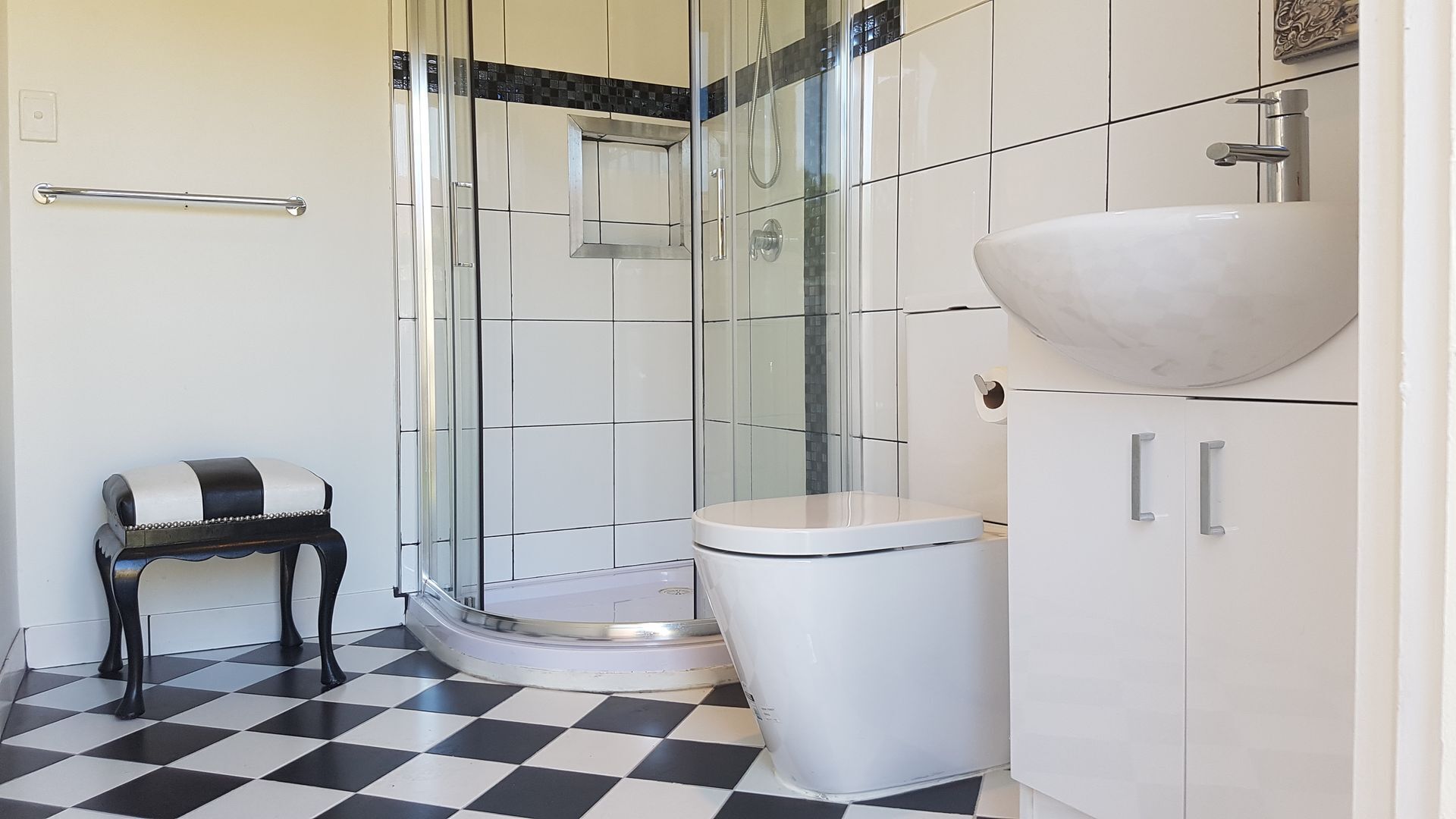 Prospect guest house 4km Oval/CBD 2 bathrms/double private carport — image 13