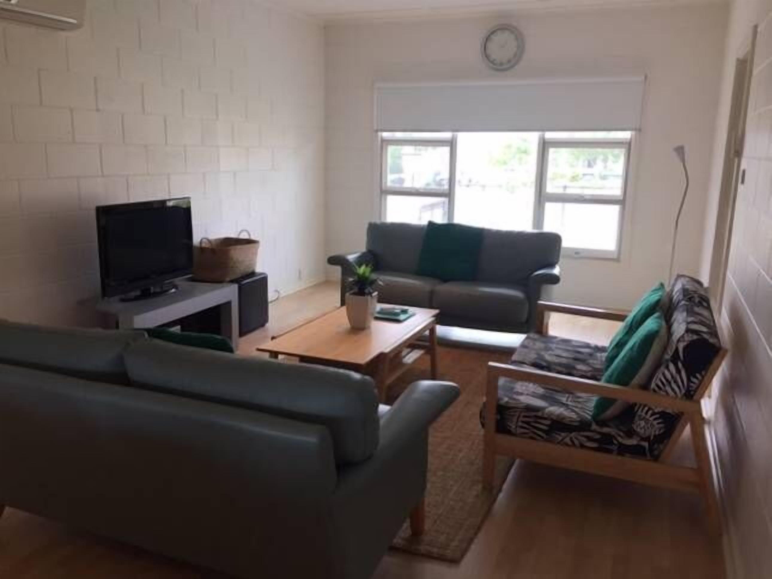 Renovated Holiday Home - Perfect spot for your next coastal escape