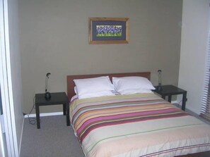 5 slaapkamers, een strijkplank/strijkijzer, gratis wifi, beddengoed