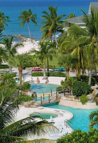 Sunset Cove 2 Bed / 2Bath Condo sur Seven Mile Beach avec des charters à prix réduit 