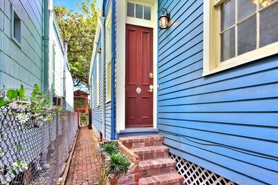 Camelback Guest House