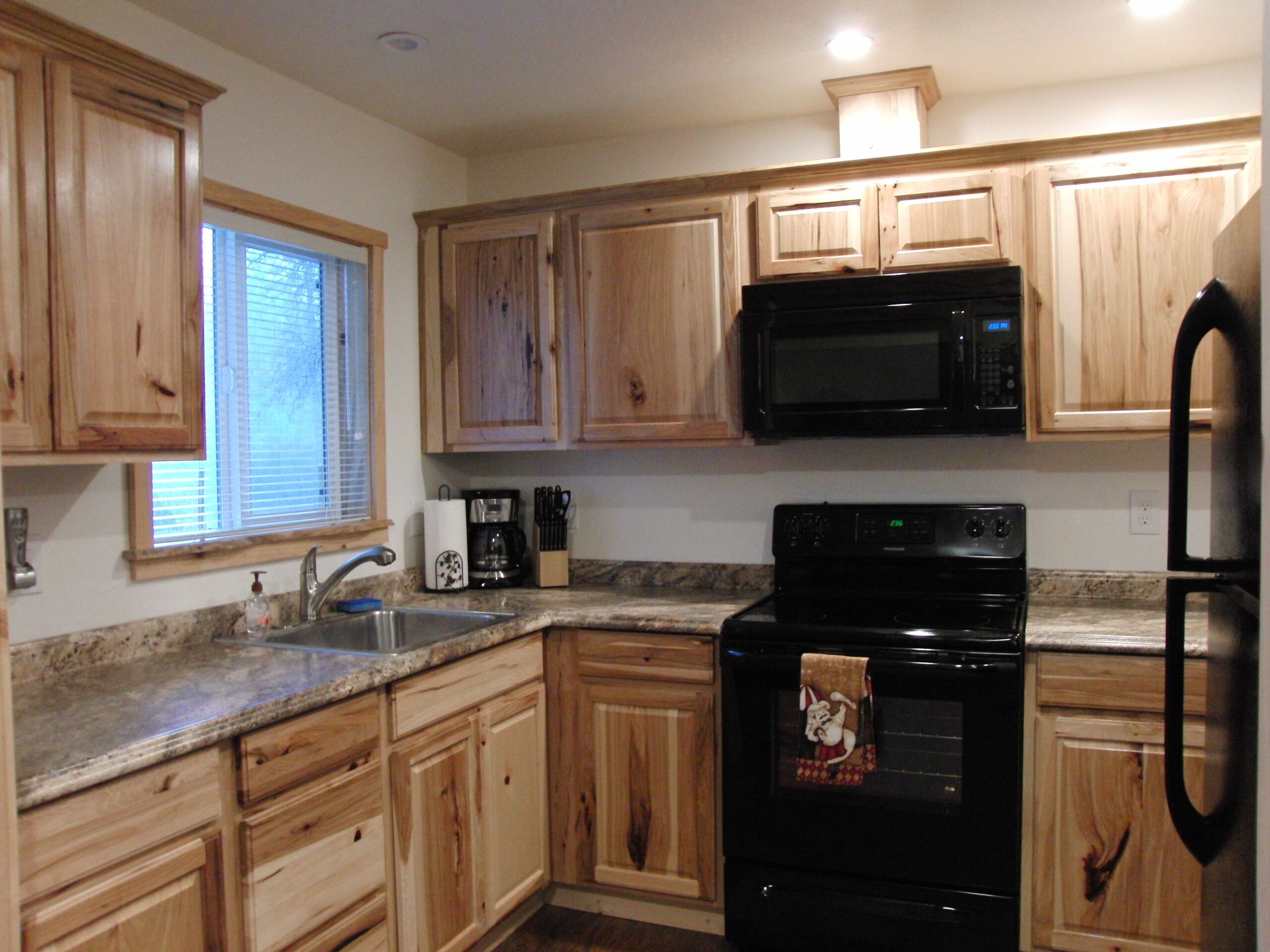 Nature's Riverside In a tranquil setting by the River *Private Hot Tub 