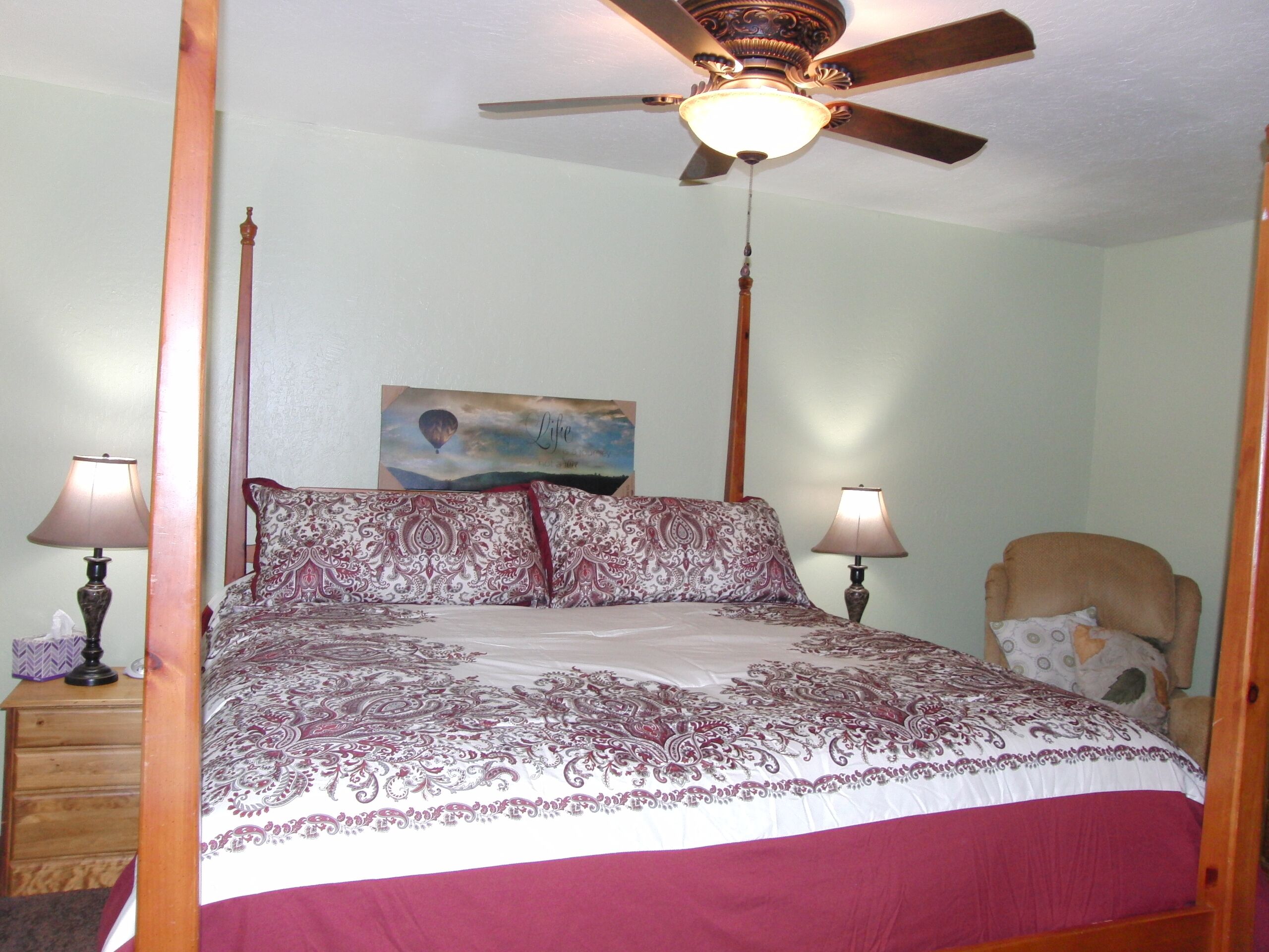 Nature's Riverside In a tranquil setting by the River *Private Hot Tub 