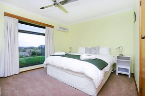2 Schlafzimmer, Bügeleisen/Bügelbrett, kostenloses WLAN, Bettwäsche