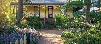 'Glen Isla', 6bdm Historic Blue Mountains Cottage - Sleeps 12
