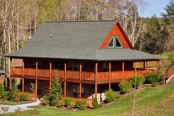 The Holley Beary Inn