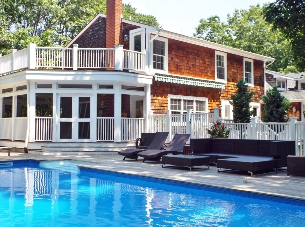 Sag Harbor Family-Friendly Getaway-New GYM, Pool Pavilion Outdoor Fireplace/Bar