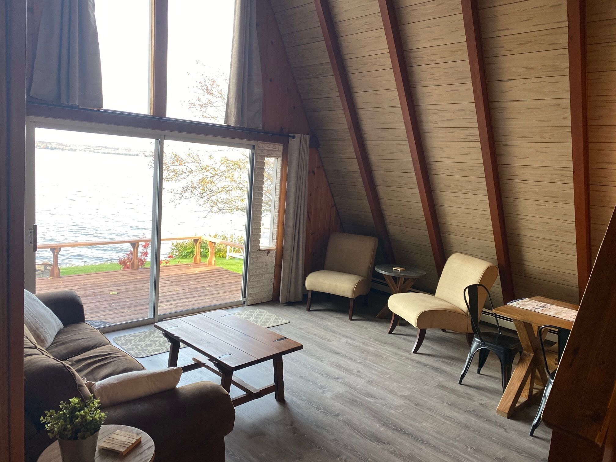 Beautiful lakefront home directly on Hubbard Lake, East Shore