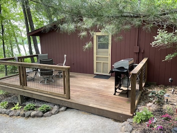 New deck, grill, & table. Perfect for relaxing in the shade or dining.