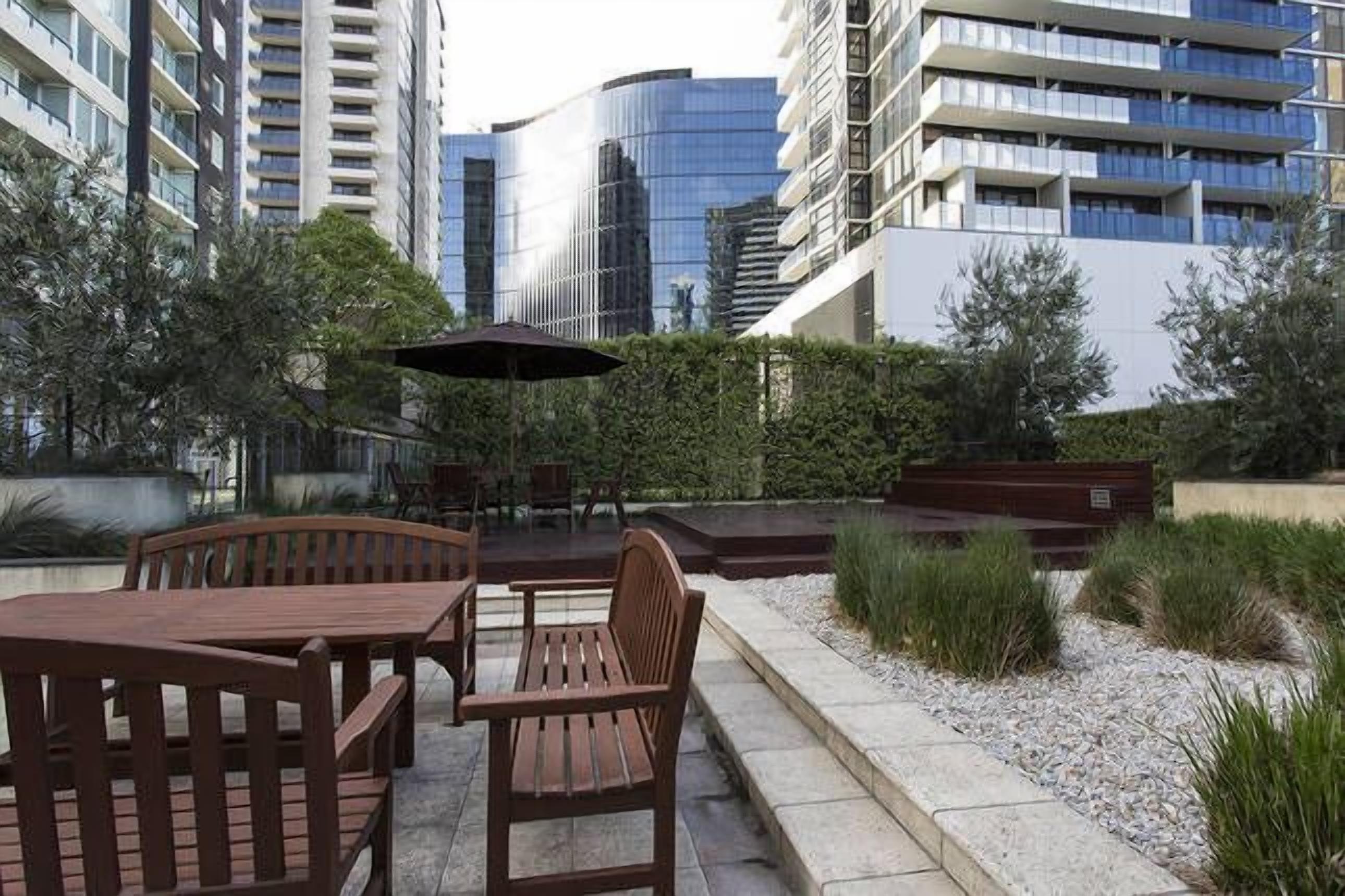 Rivergarden Apartment — image 20