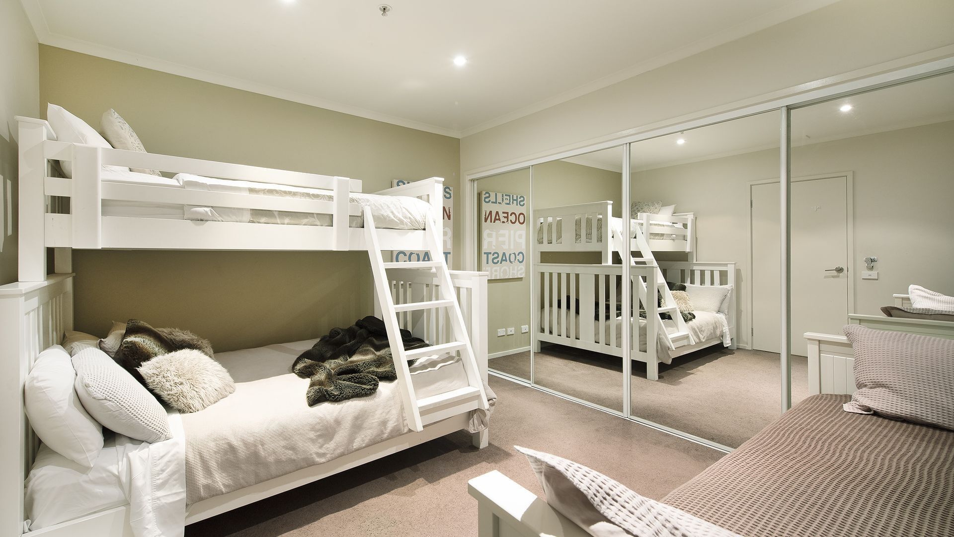 Rivergarden Apartment — image 9
