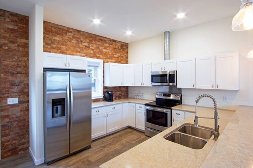 Seneca Sunset Alquiler - pie de las atracciones en Watkins Glen