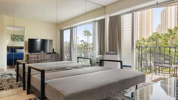 2 bedrooms, iron/ironing board, travel crib, free WiFi