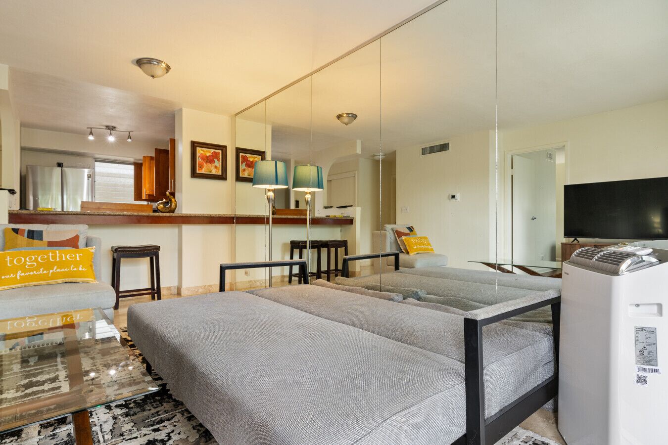 2 bedrooms, iron/ironing board, travel crib, WiFi (free)